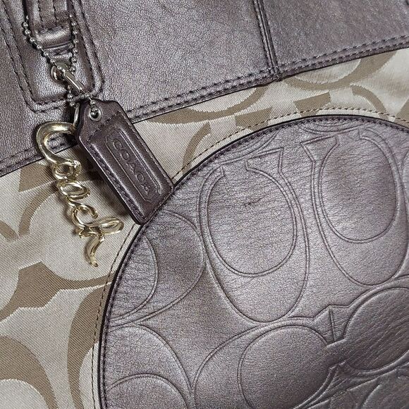 Coach Laura Signature Monogram Large Tote Shoulder Bag EUC - Picture 2 of 11